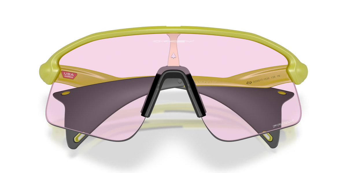 Oakley OO9517 STUNT DEVIL 951715