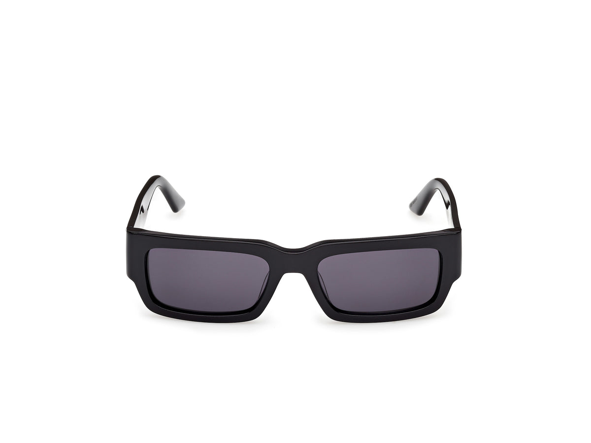 GCDS GD0068 01A